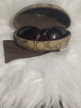Coach Women's Brown Gradient Lens Sunglasses with Signature Case